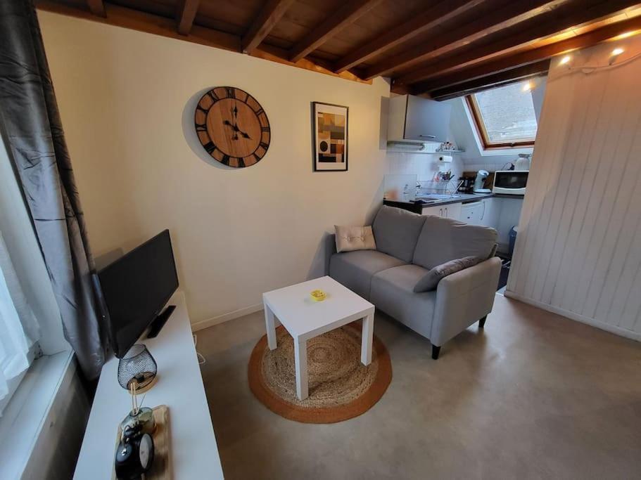Charmant Appartement Au Coeur Du Quartier St-Pierre Amiens Exterior photo